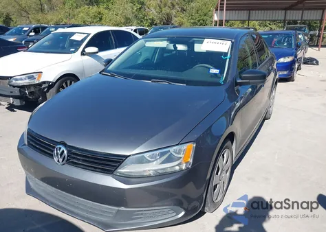 2011 Volkswagen Jetta 2.0L S from USA, damaged, VIN 3VW2K7AJ3BM382010